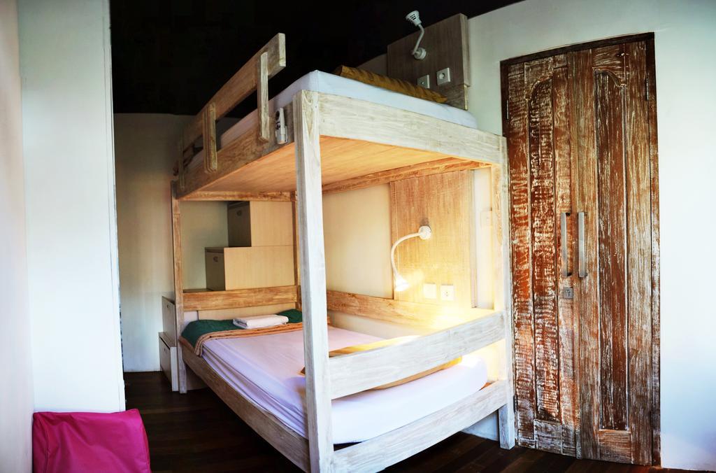 Nau Here Hostel 꾸따 외부 사진