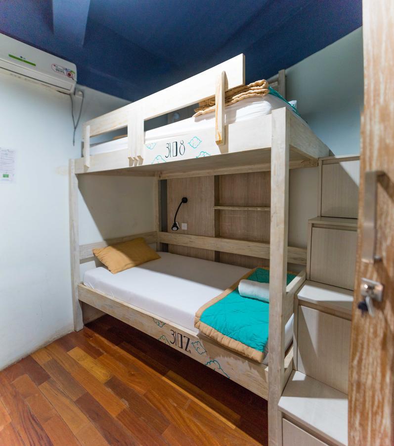 Nau Here Hostel 꾸따 외부 사진