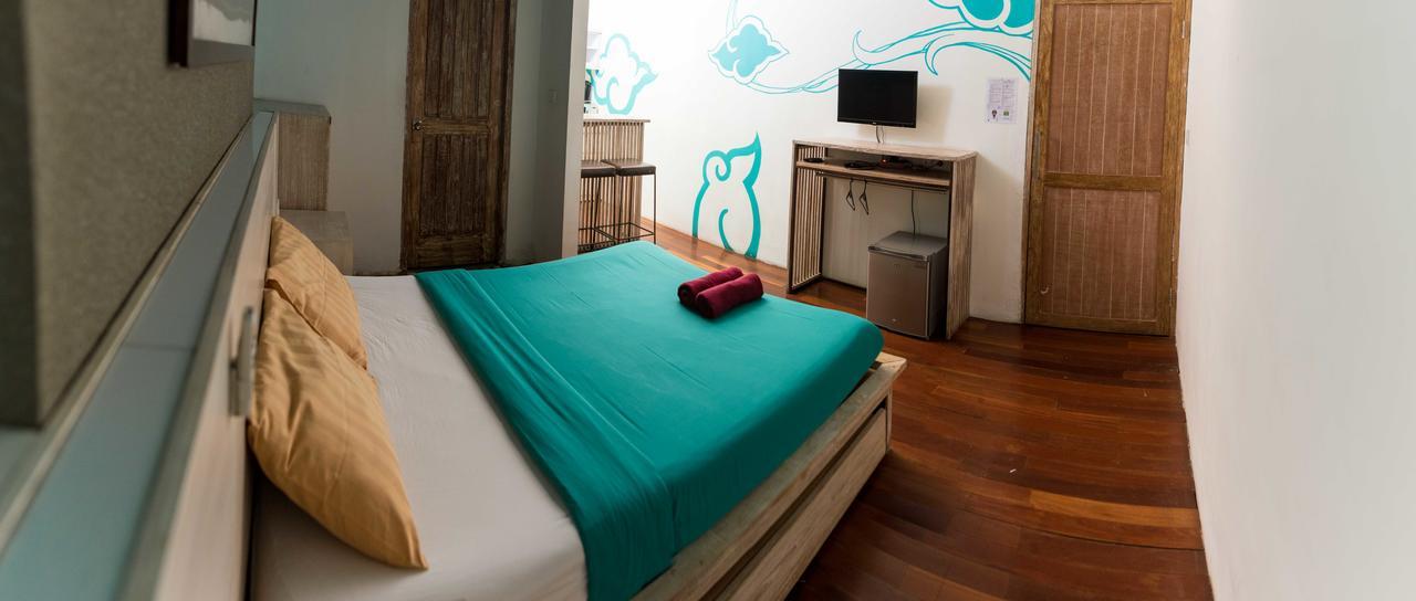 Nau Here Hostel 꾸따 외부 사진