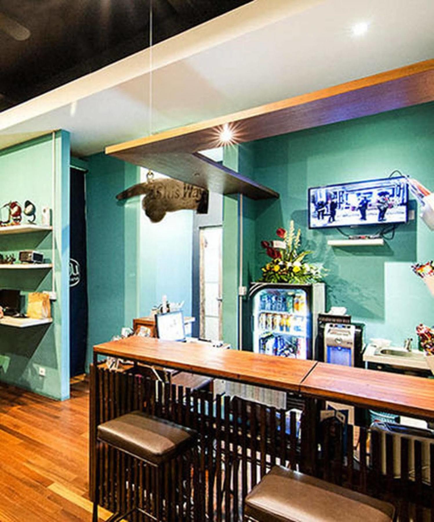 Nau Here Hostel 꾸따 외부 사진