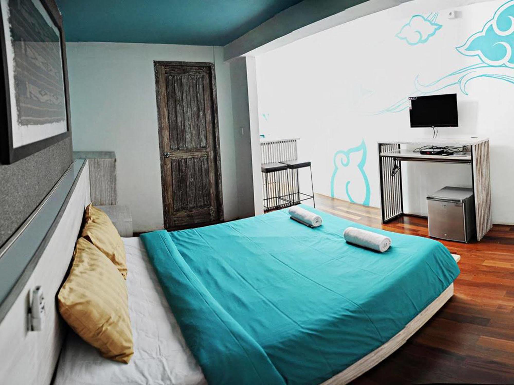 Nau Here Hostel 꾸따 외부 사진