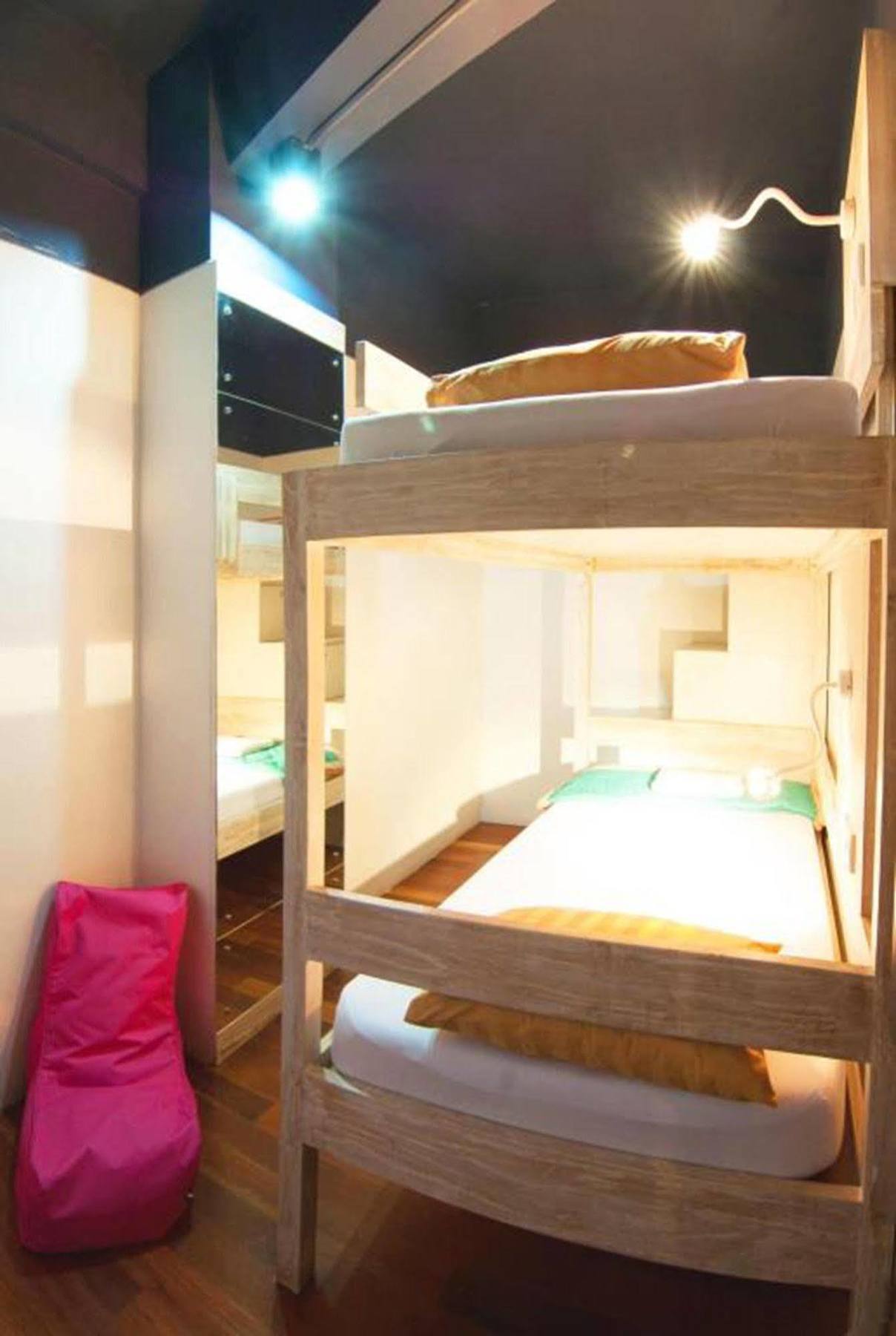 Nau Here Hostel 꾸따 외부 사진