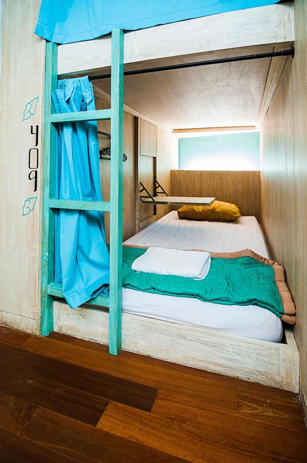Nau Here Hostel 꾸따 외부 사진